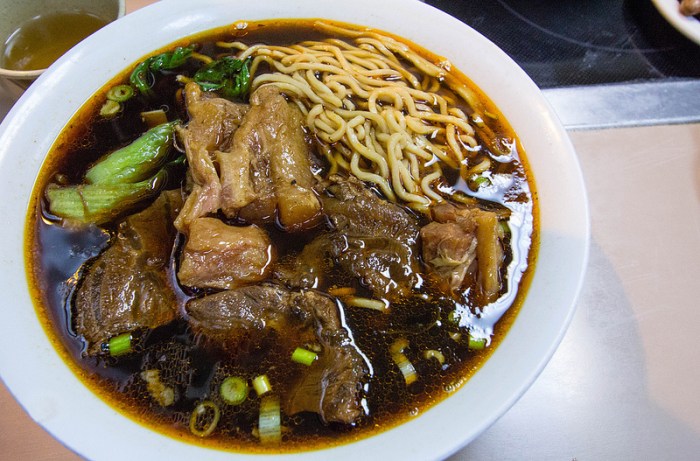 beef tendon noodle soup