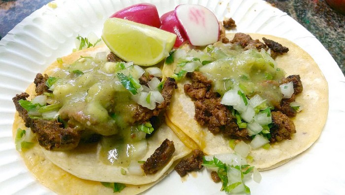 tacos al pastor